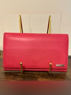 A Rare HTF Vintage Cotton Candy Pink Leather Tumi Travel Snap Wallet